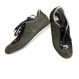 Cruyff Gray and Black Low-Top Sneakers Versatile Design